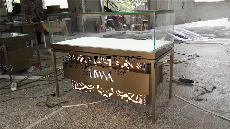 不锈钢珠宝展柜.jpg