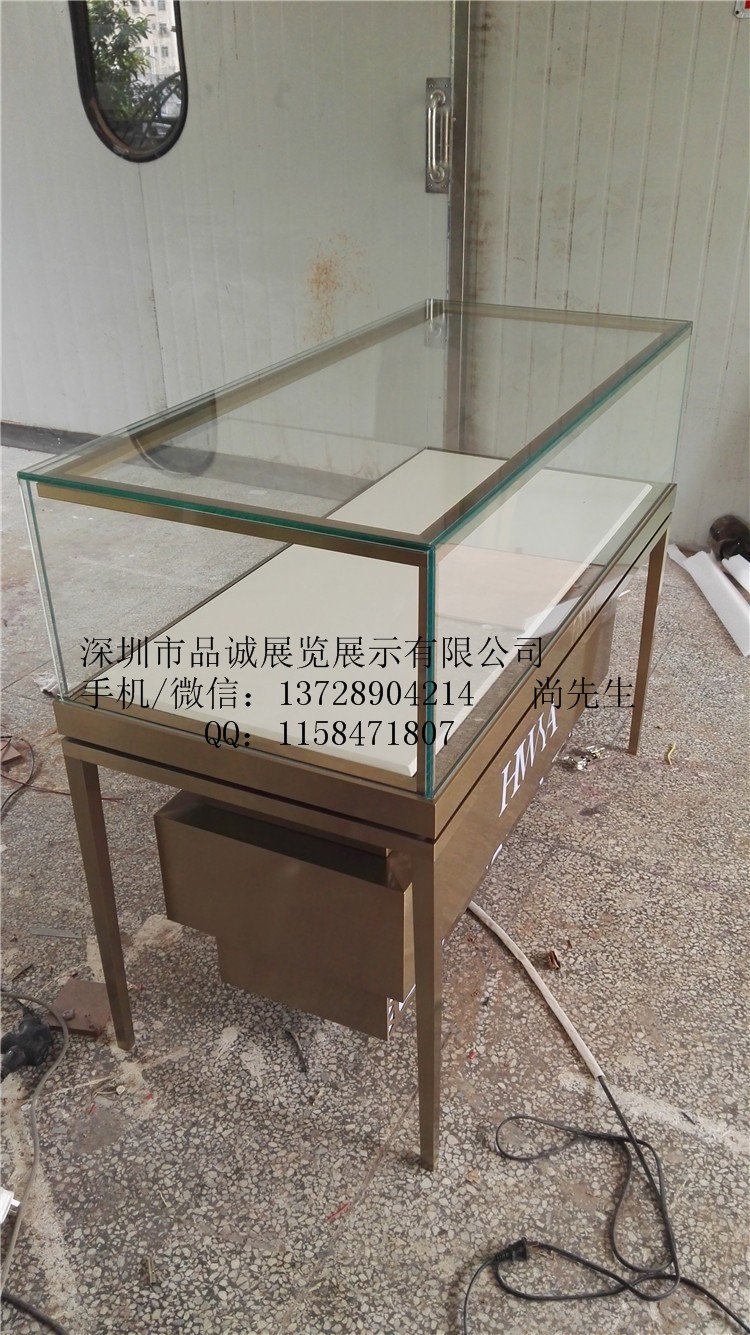 珠宝展柜.jpg